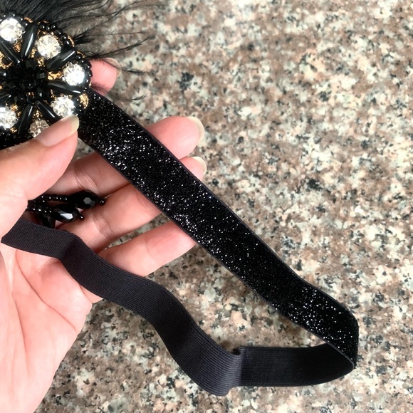 Flapper Feathers Headband 1920’s Style feature sparkling Rhinestones & Beads - Picture 6 of 8